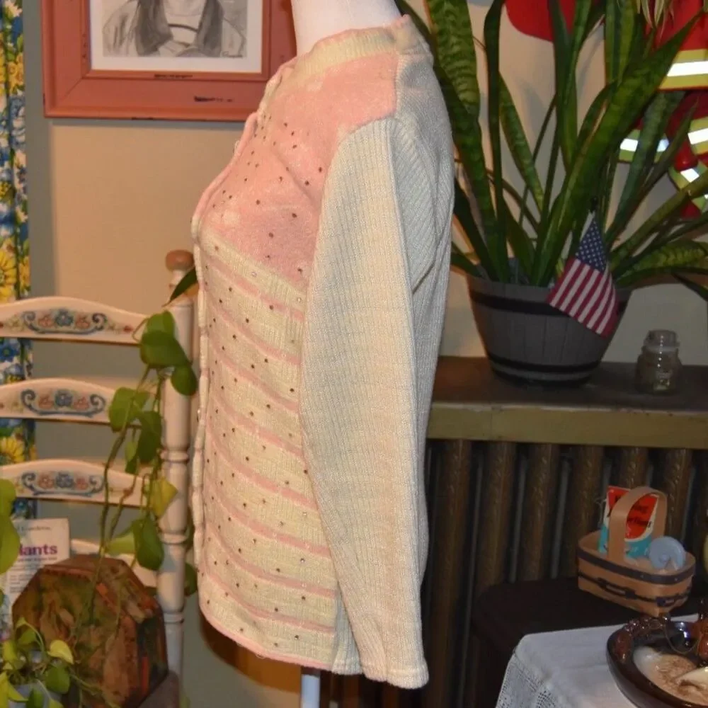 Vintage 1970s Kanchan Cardigan Sweater Beaded Front Pink Cream Size Small